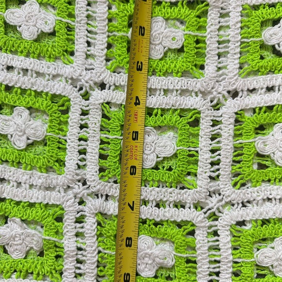 Julia by Love J Crochet Tank Crop Top Green & White - Picture 9 of 12